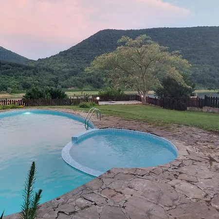 сънтовец - на брега на язовир цонево Ferienhaus Asparuchovo