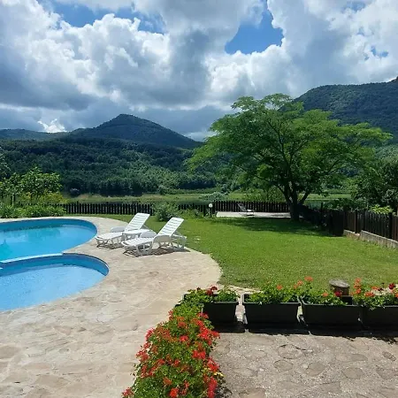 Ferienhaus сънтовец - на брега на язовир цонево *