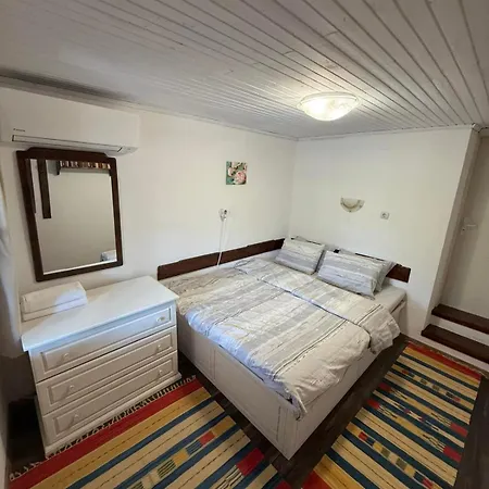 сънтовец - на брега на язовир цонево *