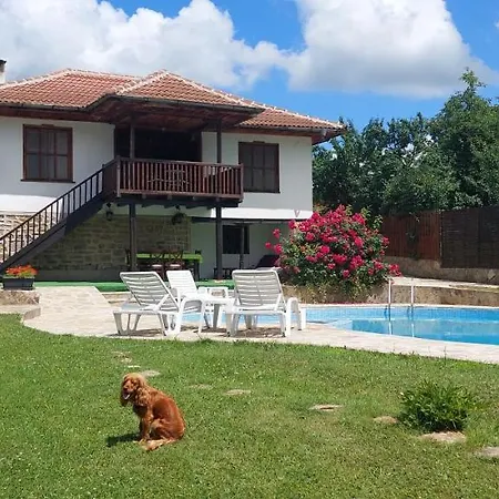 сънтовец - на брега на язовир цонево