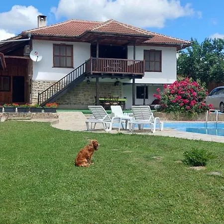 сънтовец - на брега на язовир цонево Casa de Férias